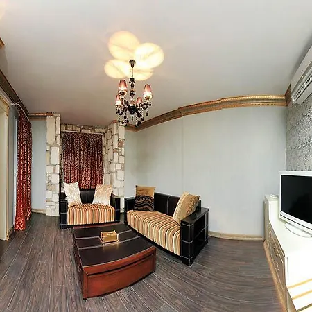 Camelot Boutique (adults Only) 4* 아크얄라