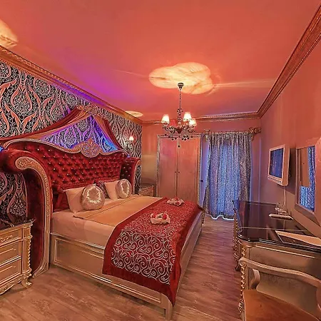 Otel Camelot Boutique (adults Only)