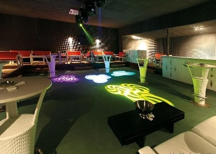 Camelot Boutique (adults Only) Акьярлар