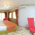 Camelot Boutique (adults Only) Akyarlar